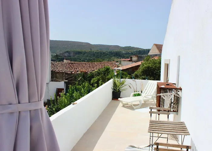 Vivenda Montanha Daire Alcaria (Leiria)